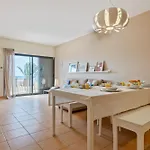 Villa Casa Pedras Pretas - By Wehost Porto Santo
