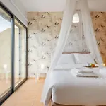 Casa Pedras Pretas - By Wehost