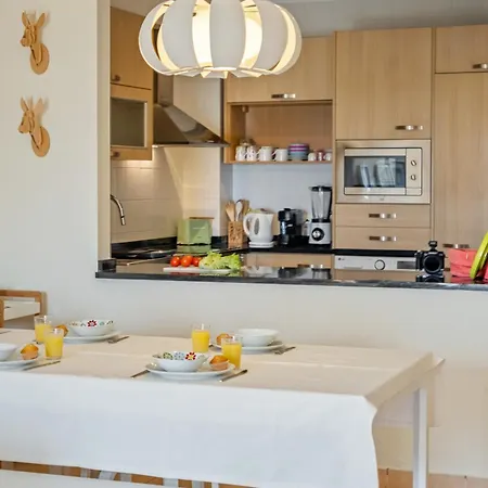 Villa Casa Pedras Pretas - By Wehost