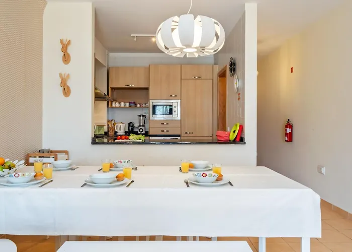 Casa Pedras Pretas - By Wehost Villa *