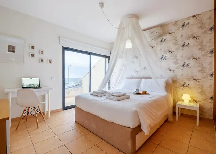 Casa Pedras Pretas - By Wehost Villa Porto Santo