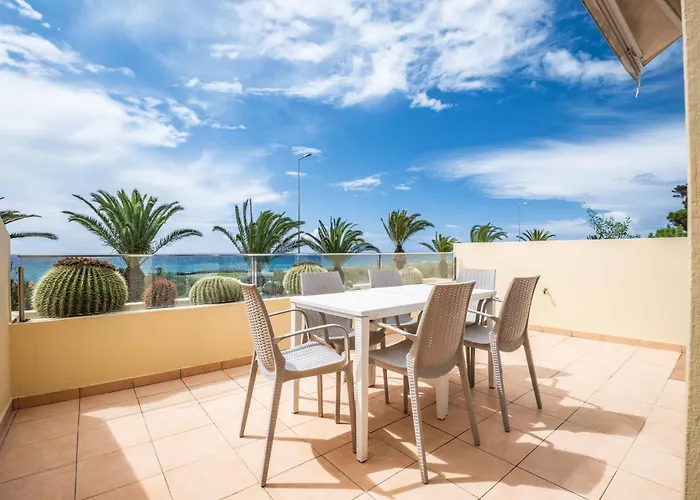 Casa Pedras Pretas - By Wehost Villa *